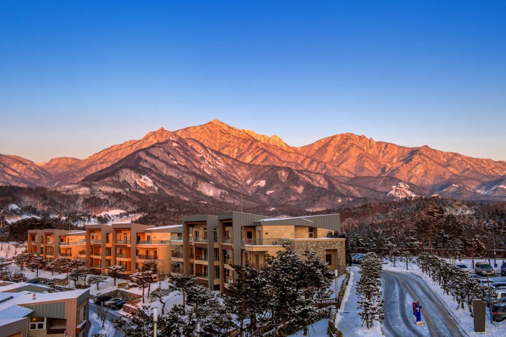 ulsan bawi rock seoraksan mountains winter south korea 1 1